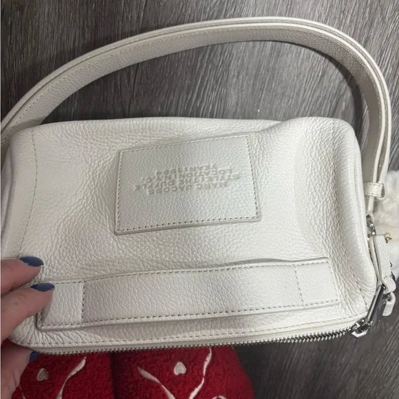 Marc Jacobs Cream Duffle Bag - Picture 2 of 2